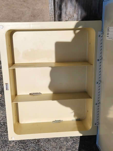 Photo of free medicine cabinet (virgil) #2