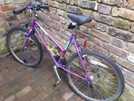 Photo of free Women's Mountain bike (Hanwell) #1