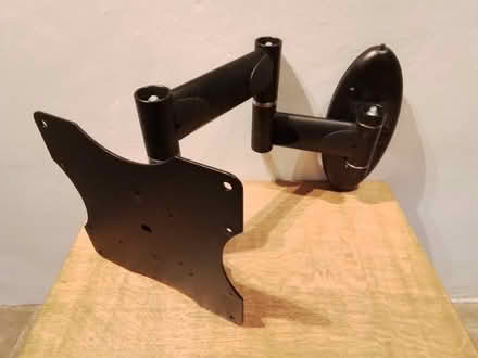Photo of free Wall-mounting TV support. (Eynsham OX29) #1