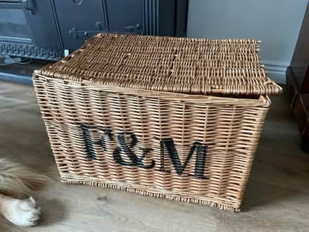 Photo of free F&M basket (SM5) #1
