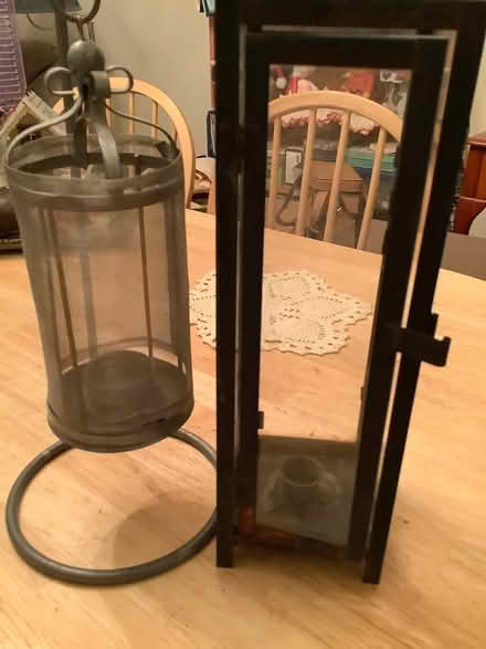 Photo of free Lanterns for your dining (Dovedale Dr & Rosedale Dr) #1