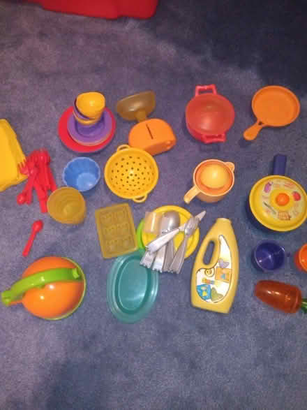 Photo of free Toy kitchen items (Didcot OX11) #1