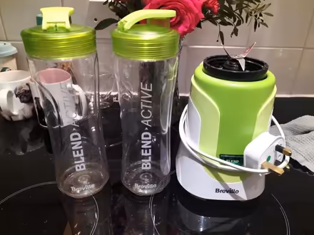 Photo of free Breville blender (TN37 Hastings) #1
