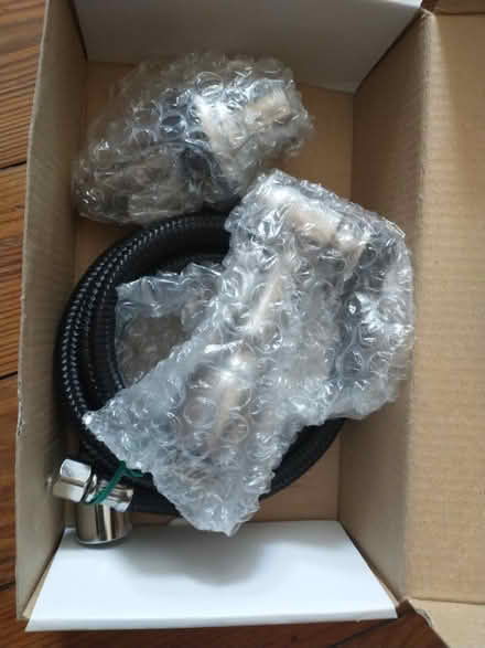 Photo of free Kitchen faucet - parts (or repair?) (KeyportNJ) #3