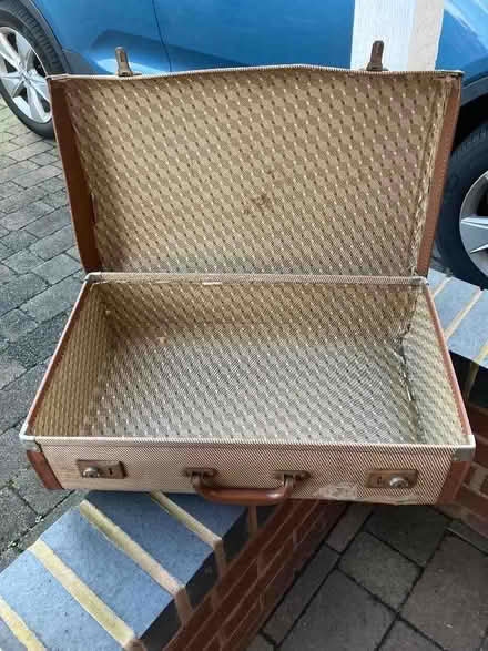 Photo of free Old suitcase (Aigburth L19) #2
