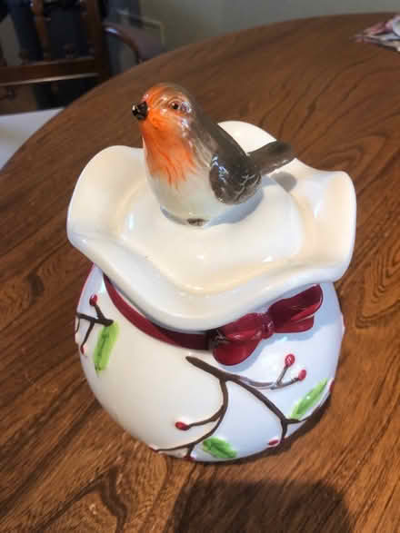 Photo of free Biscuit jar (IP8) #1