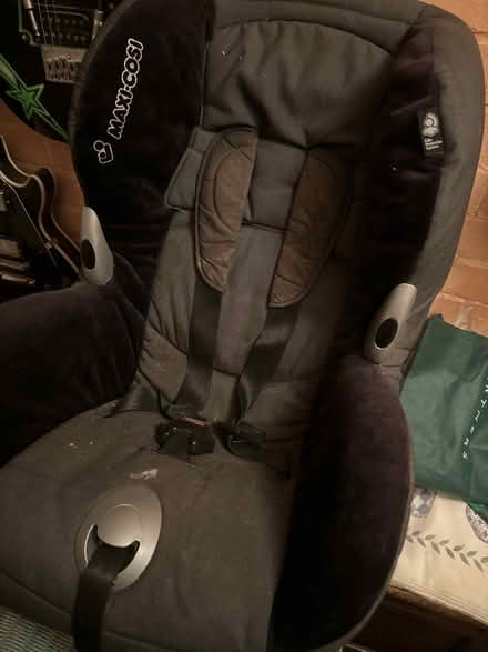 Photo of free Car seat (Wallingford) #1