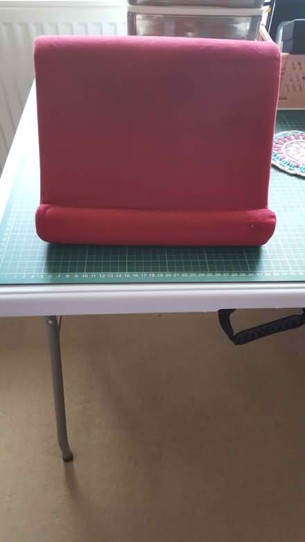 Photo of free Tablet pillow (Marlow SL7) #1