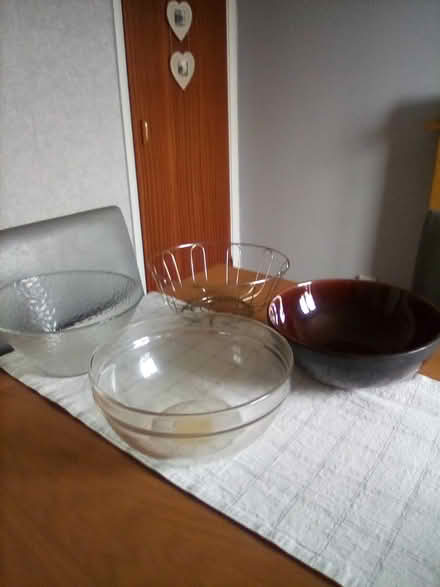 Photo of free Glass bowls (Malvern WR14) #1