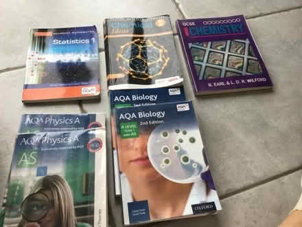 Photo of free GCSE, AS and Yr1 A level textbooks (Harrogate HG2) #1