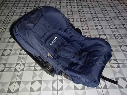 Photo of free Baby car seat and bassinet (Winklebury RG23) #4