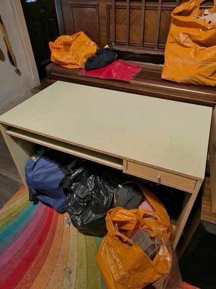Photo of free Green desk (Earlswood RH1) #1