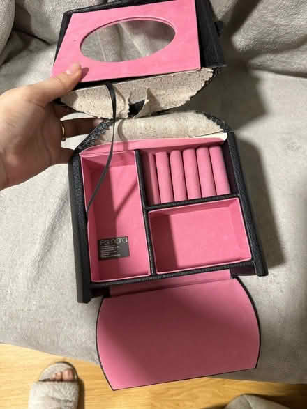 Photo of free Jewellery box (Golders Green, NW11) #2