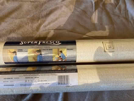 Photo of free 2 rolls Greek Key wallpaper (Bampton CA10) #1