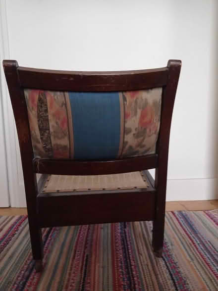 Photo of free Small Chair (DA4) #1