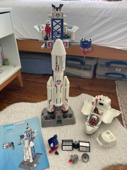 Photo of free Playmobil space rocket and shuttle (Angel N1) #1