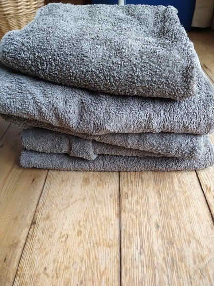 Photo of free Towels (Palmers Green N13) #2