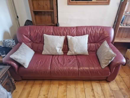 Photo of free Leather sofa & chairs (Aylesbury Vale LU7) #1