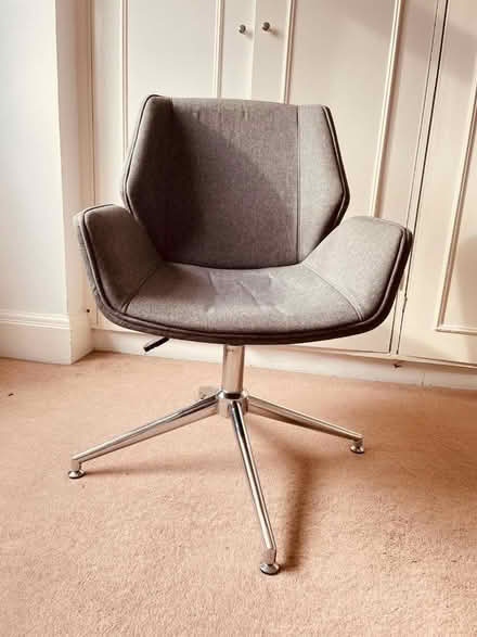 Photo of free Desk chair (SW18) #2