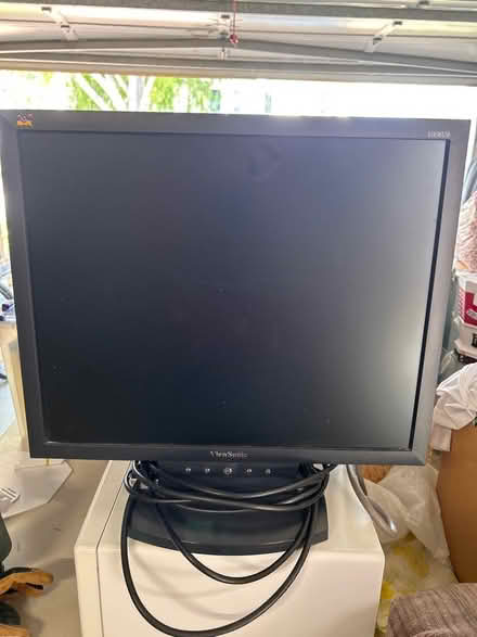 Photo of free monitor (Mar vista) #2