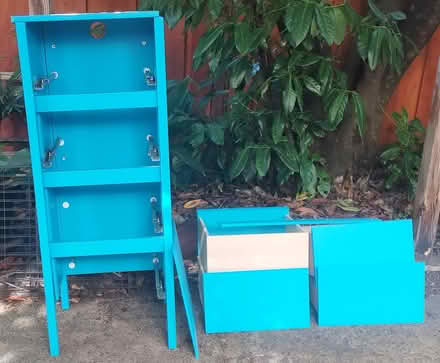 Photo of free Blue Dresser (Palm & El Camino, Burlingame) #1