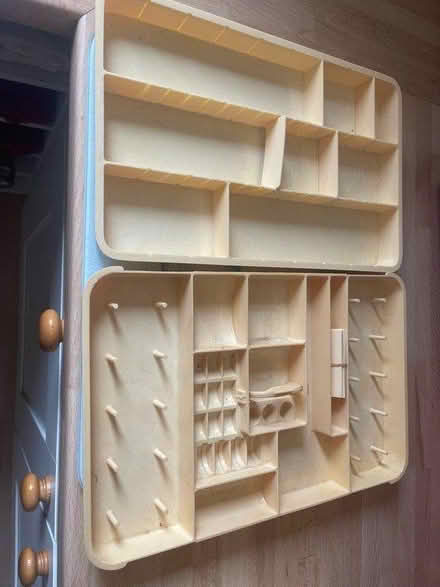 Photo of free Sewing box (Hyde SK14) #3
