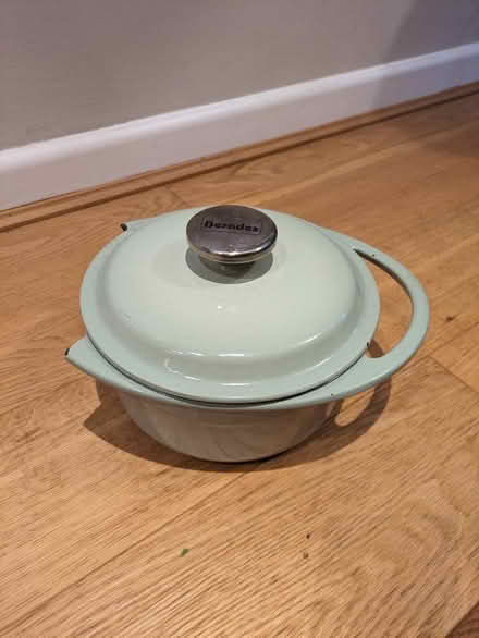 Photo of free Casserole dish (West Norwood SE27) #1