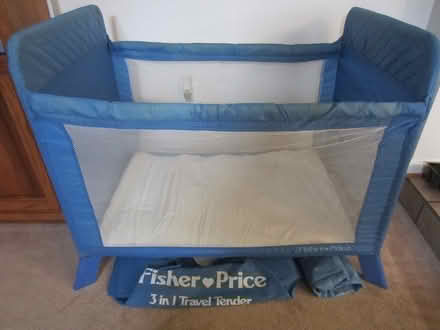 Photo of free Travel Crib (Sterling - Cascades) #1