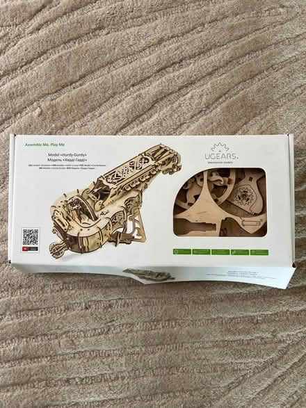 Photo of free Puzzle/building kit (North Baddesley) #1