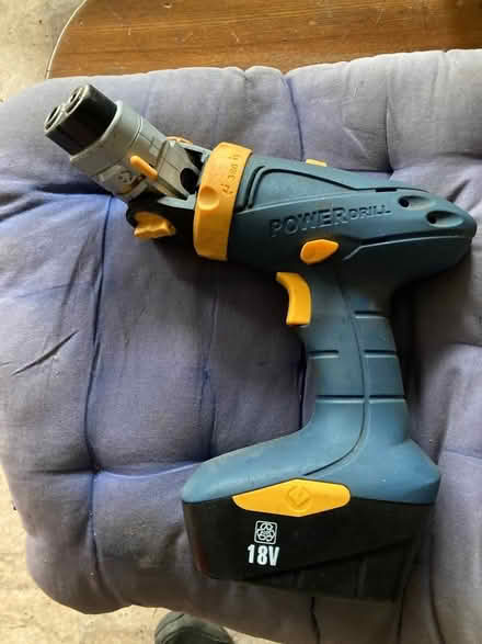 Photo of free Powercraft PDSD-1800 18v Swingdrill, Battery + Charger (Oswestry SY11) #3