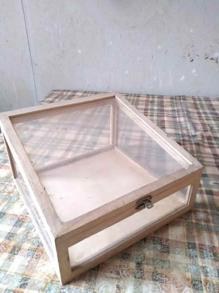 Photo of free Display box? (Little Chester DE1) #2