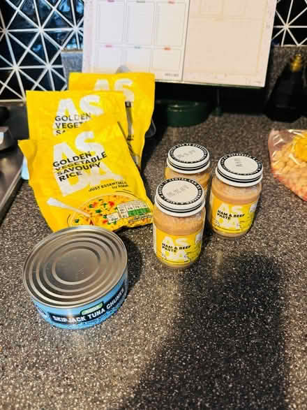 Photo of free In date food (Leeds LS8) #1