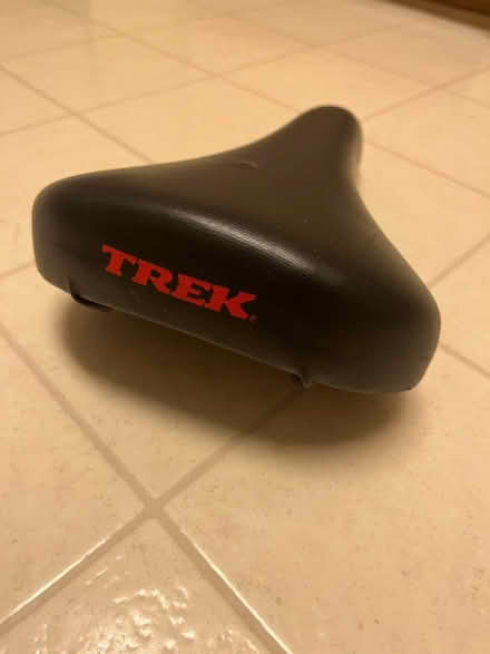 Photo of free Bike seat (NW DC- Glover park) #1