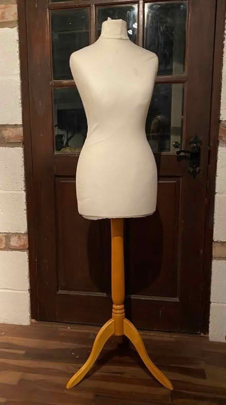 Photo of free Mannequin/tailors dummy (Kelsall) #1