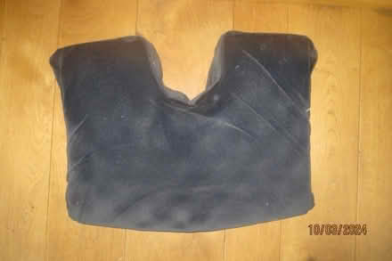 Photo of free keyhole cushion (Little Welland WR13) #1