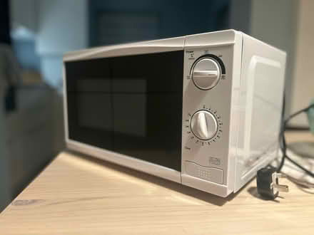Photo of free Microwave (East Dulwich) #1