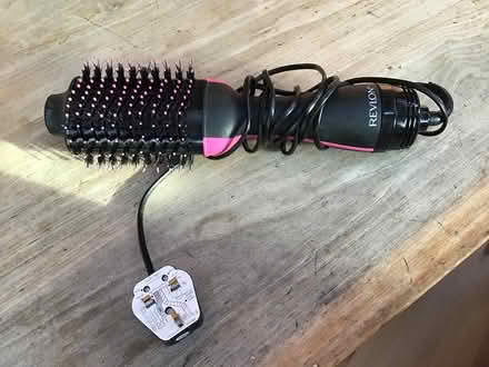 Photo of free Revlon hair dryer brush (Goring) #1