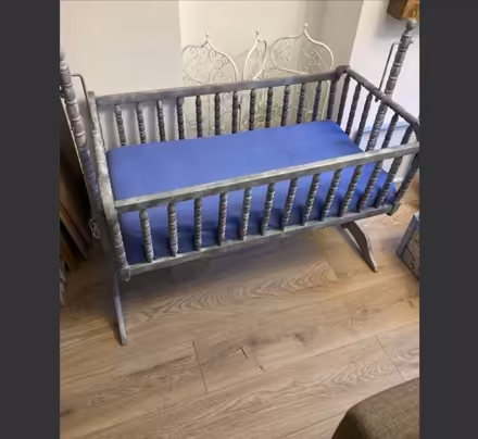 Photo of free Swinging Crib (MK43) #1