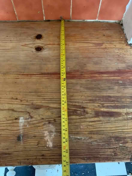 Photo of free Antique country style kitchen unit (SM6) #4