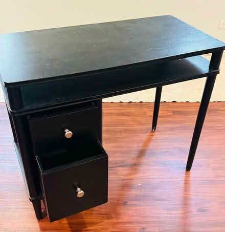 Photo of free Desk (South Wheaton) #1