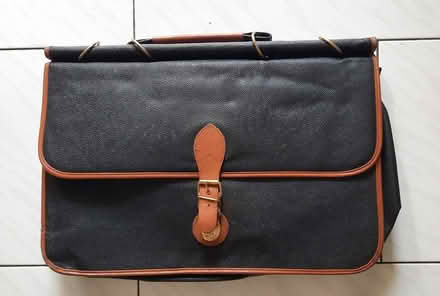 Photo of free Document / Laptop bags (Tg Pagar) (Tanjong Pagar Plaza) #1