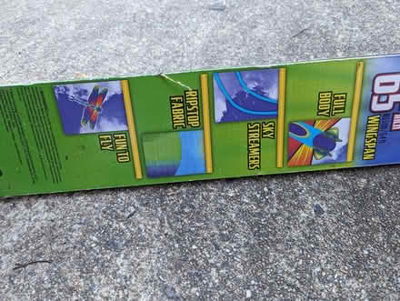 Photo of free Large kite for kids (Vienna Hunter Mill) #1