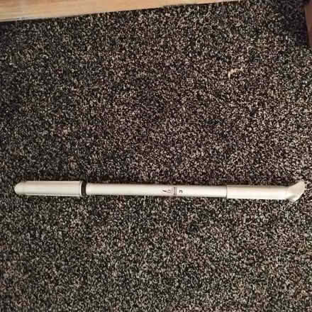 Photo of free Bicycle pump - not needed anymore (Doncaster DN1) #1