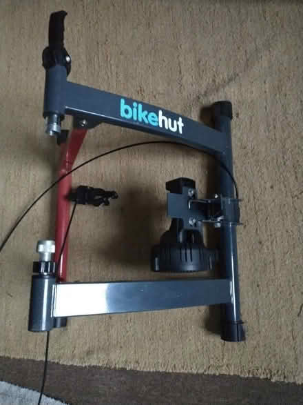 Photo of free bikehut indoor training bike stand (Castlemorton Common WR13) #1