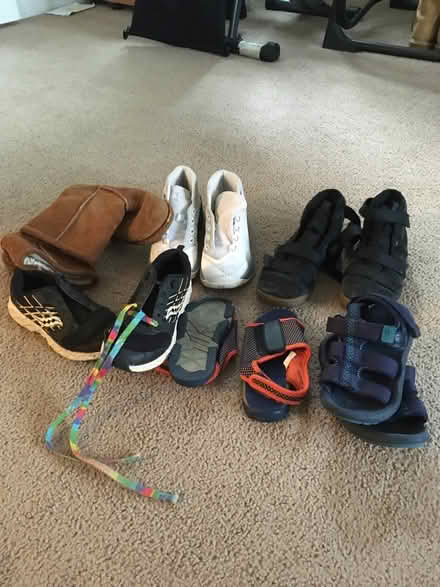 Photo of free Kids’ shoes (Annapolis Overlook) #1
