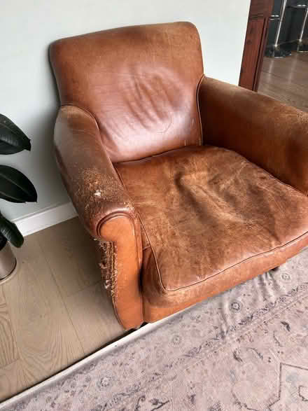 Photo of free Leather chair- very worn (BN1 (off Dyke Road)) #2
