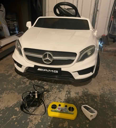 Photo of free Mercedes kids car (Shefford SG17) #1