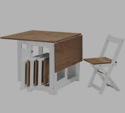 Photo of Drop leaf table (Surbiton KT6) #1