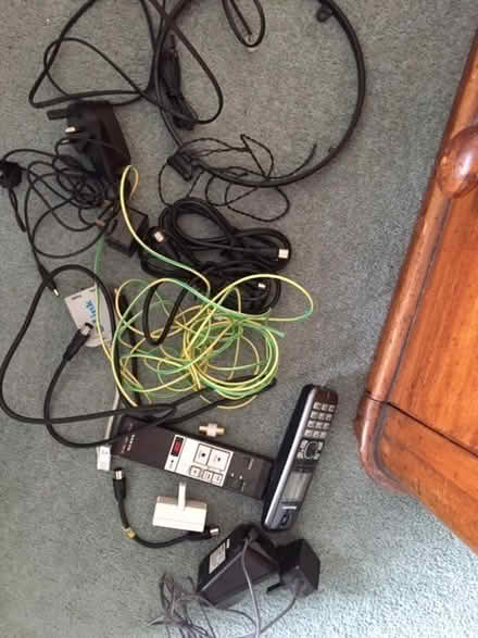 Photo of free Wires and things (Dorking town centre) #1
