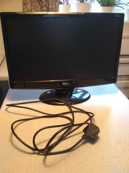 Photo of free Monitor (Pannal HG2) #3
